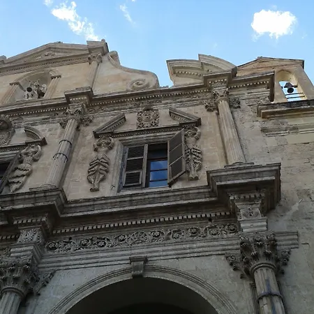 Dei Buoni E Cattivi Alojamento de Acomodação e Pequeno-almoço