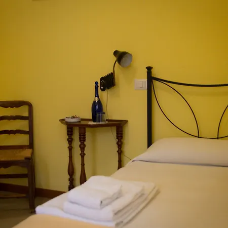 Dei Buoni E Cattivi