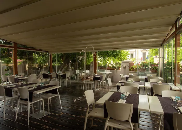 Dei Buoni E Cattivi Bed & Breakfast