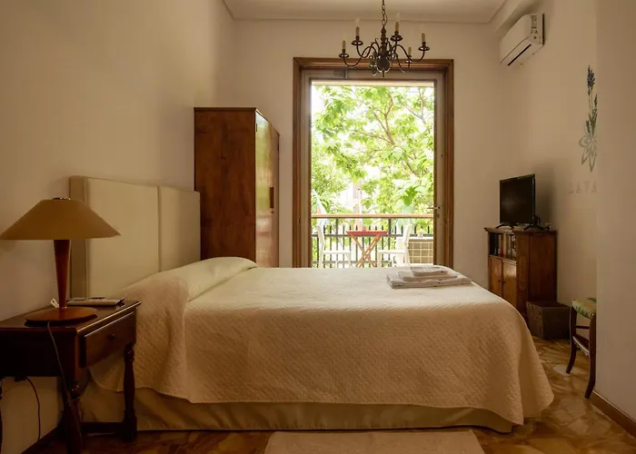 Bed & Breakfast Dei Buoni E Cattivi 4*