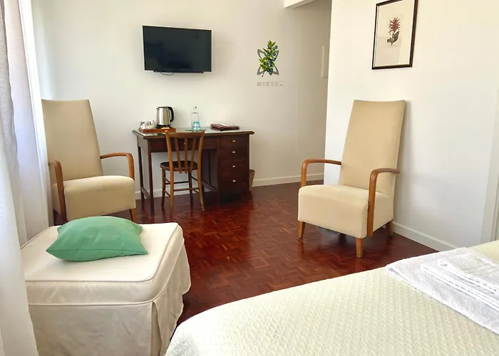 Bed & Breakfast Dei Buoni E Cattivi 4*