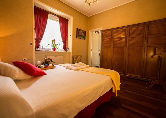 Frühstückspension Dei Buoni E Cattivi Cagliari