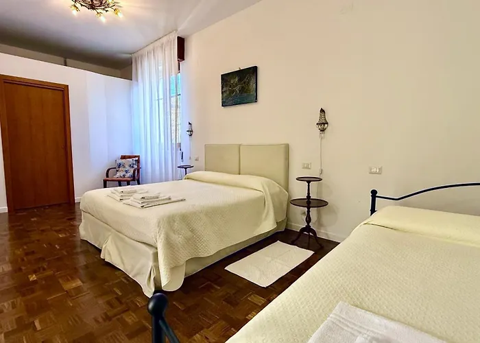 Dei Buoni E Cattivi Frühstückspension Cagliari