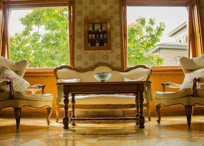 Dei Buoni E Cattivi Bed & Breakfast 4*